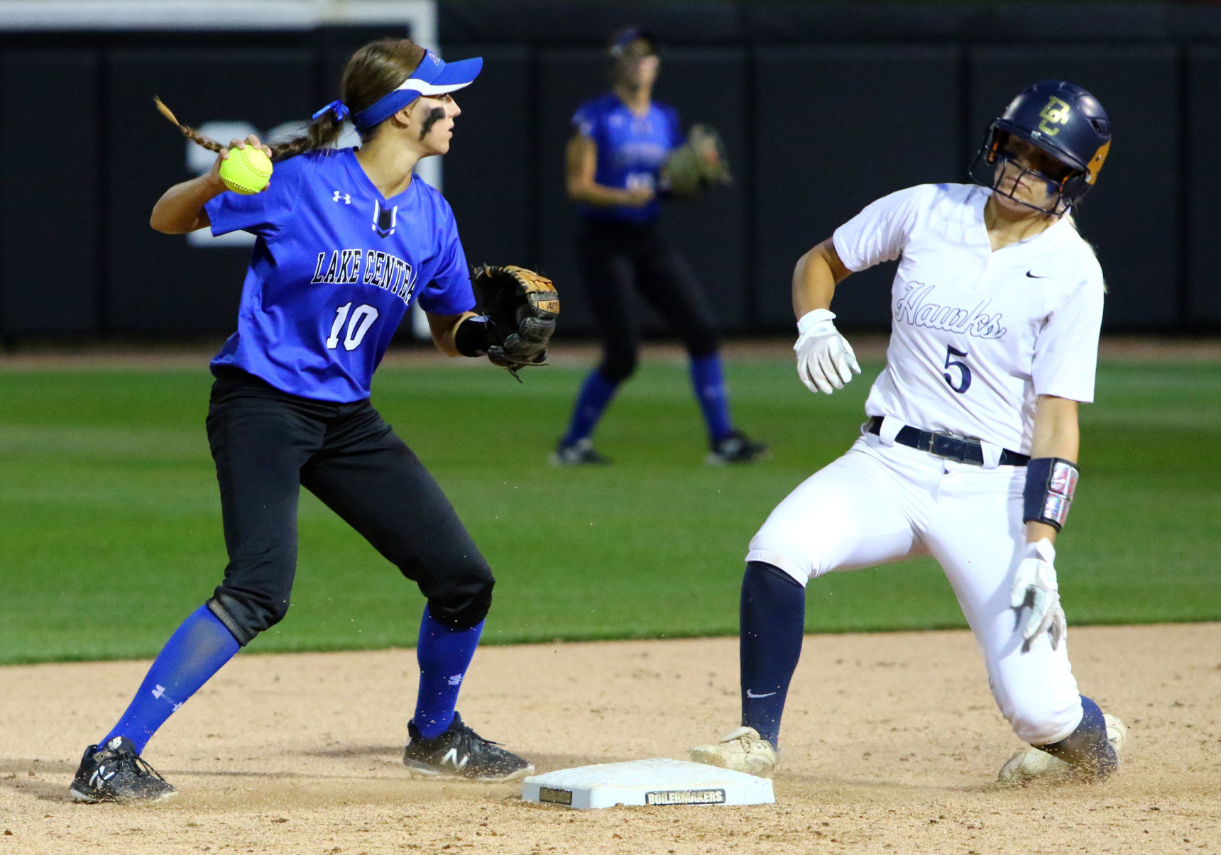 Lake Central vs. Decatur Central in state softball championship